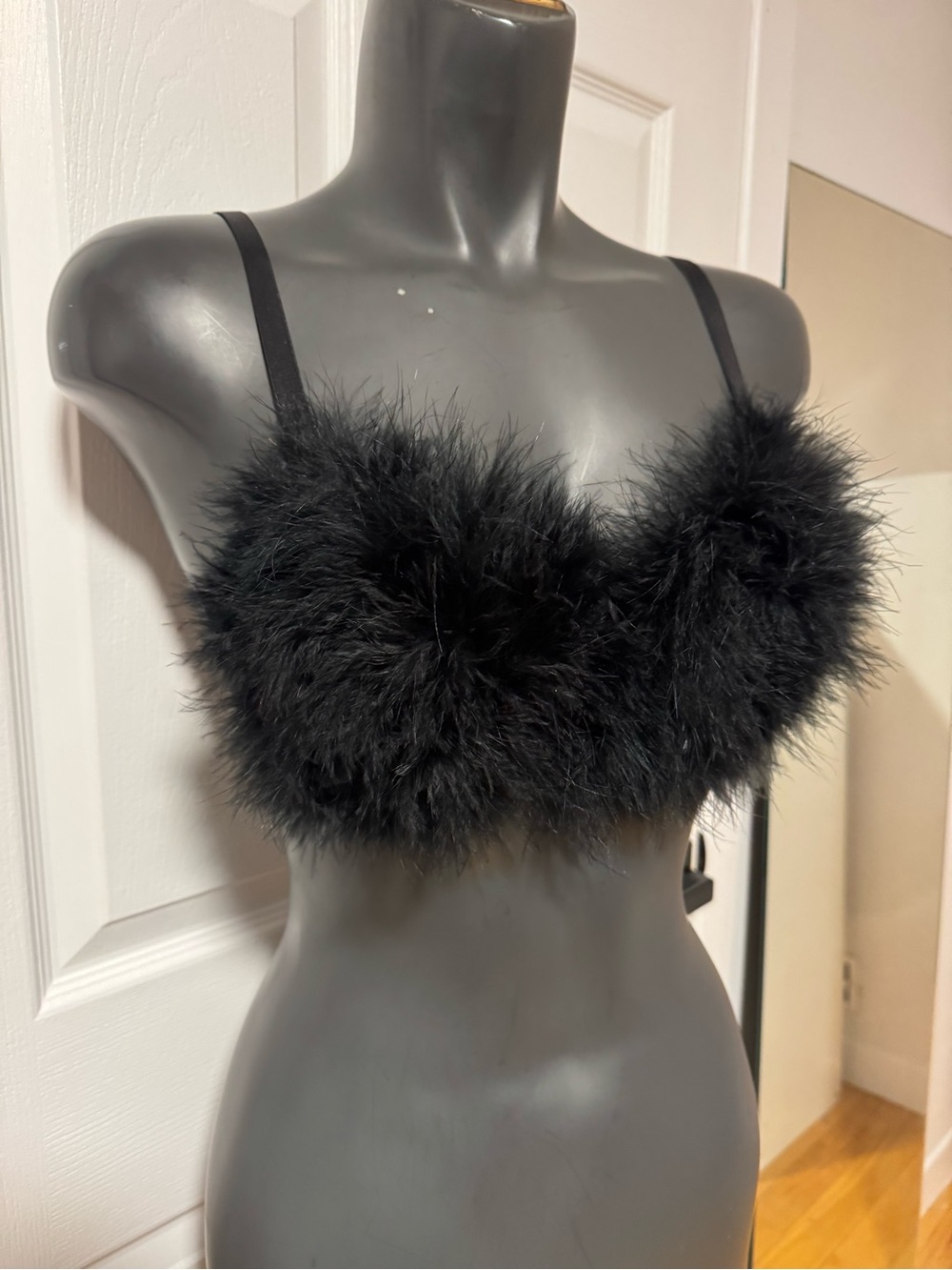 bra - Picture 2 of 4